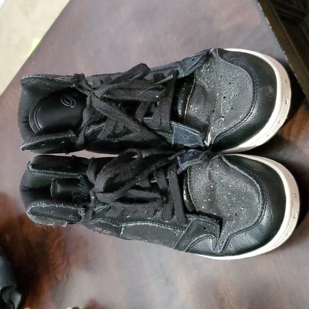Pastry Glam Pie Glitter Dance Sneaker